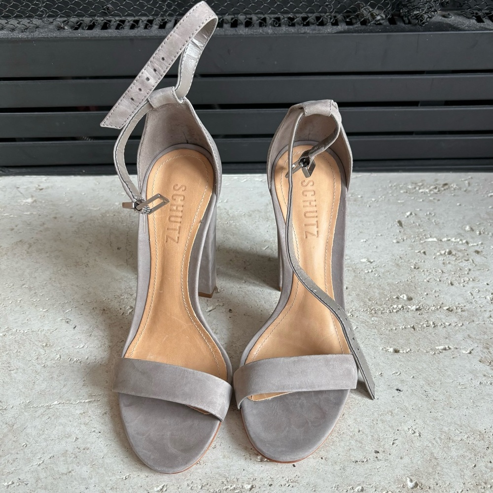 NEW SCHUTZ Enida Suede Heeled Sandals Size 6